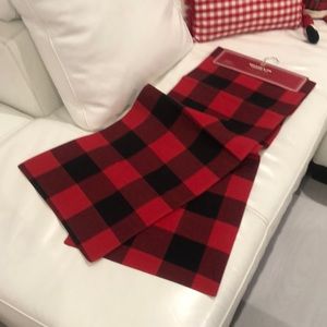 BALSAM & FIR red/black Buffalo-check holiday table runner 14 x 72 inch, cotton.
